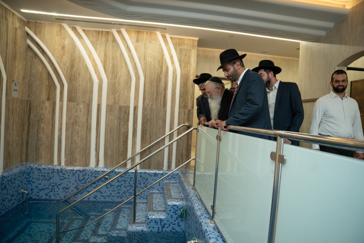 חנוכת מקווה טהרה בקריית יערים (צילום: יעקב כהן)
