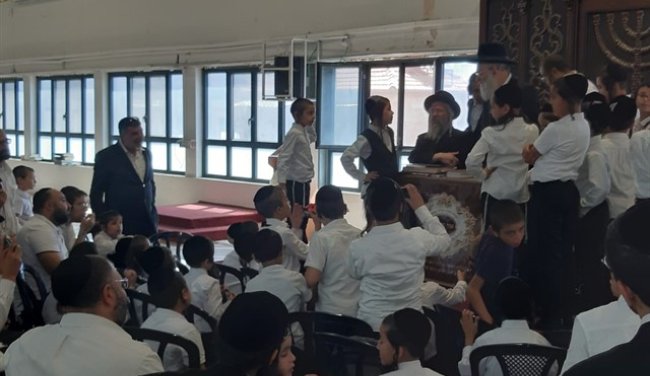 לקראת החופש הגדול תלמידי תלמוד תורה מכתם לאליה הגיעו לשיחת חיזוק אצל ראש ישיבת אור החיים