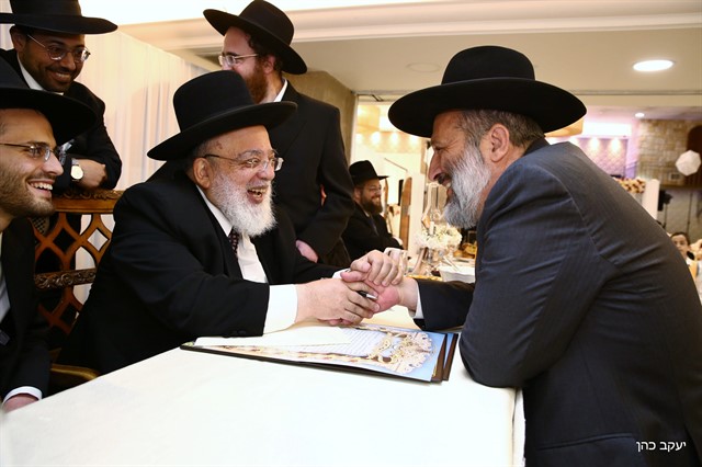 ראש ישיבת אור לציון הגר"א אבא שאול השיא את נכדתו ראש ישיבת אור לציון הגר"א אבא שאול השיא את נכדתו