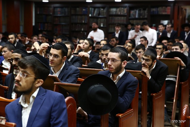 נשיא המועצת חיזק את ישיבת באר יהודה