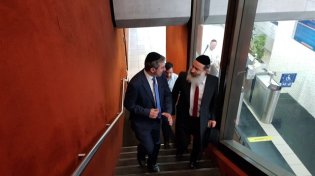 מרגש: היהלומנים עזבו את המסחר בבורסה ושמעו שיעור חיזוק לקראת חג השבועות