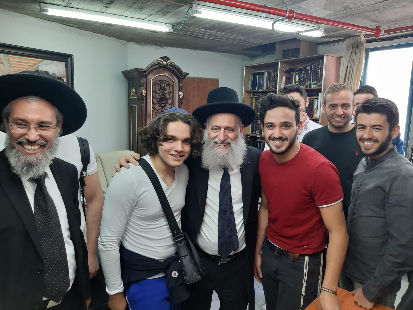 הרב ראובן אלבז - מיוחד לעולי צרפת לקראת חג מתן תורה "הכל מתחיל מרצון האדם לעבודת ה'