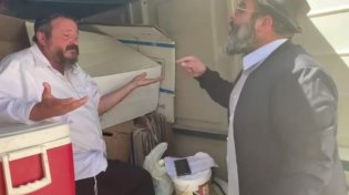 צפו : אורי את יענקוש בפסח שני
