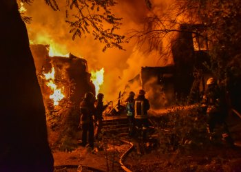 מרגש : הרב ראובן יהושע גינזבורג "קיבלנו שלישיה מבורא עולם רואים שאין שום מקרה"