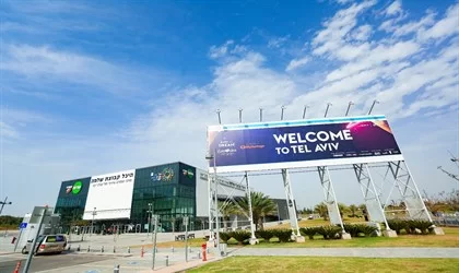 צפו : בגלריה מלמעלה 5000 נשים בכנס התעוררות