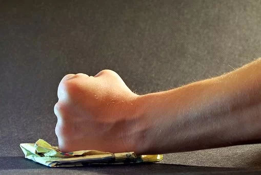 יש אמונה אין כעס