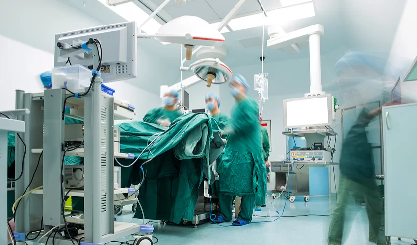 חוזרת משם...