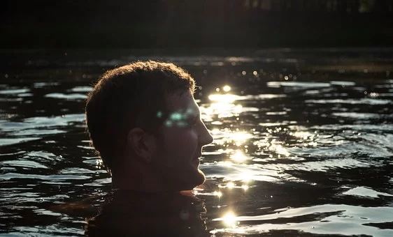 הבא להטהר אומרים לו המתן