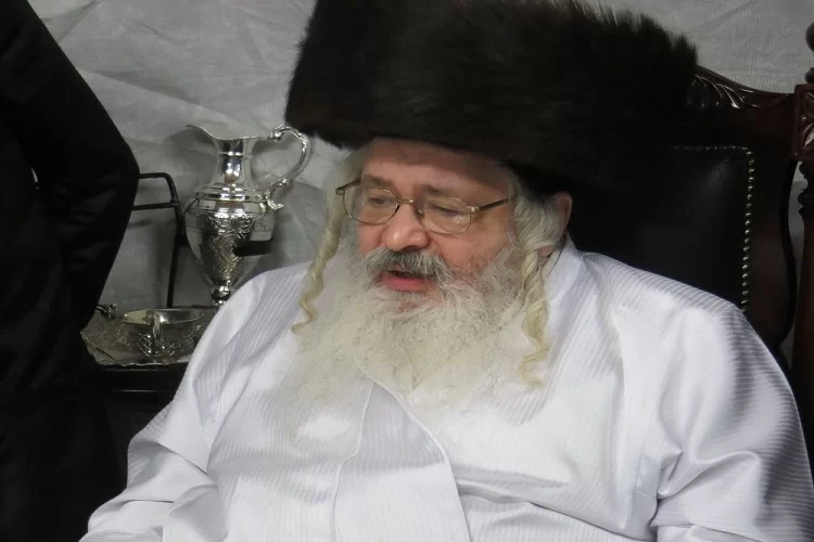 ברוך דיין האמת: לאחר מאבק בקורונה: האדמו"ר משומרי אמונים הרב רפאל אהרן ראטה זצ"ל