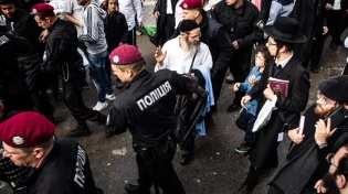 דרמה לקראת ראש השנה:  הודיעה כי תאסור כניסת ישראלים לאומן