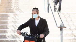 מפתיע! כמה אחזים מהציבור החרדי מקפיד על עטיית מסיכה?