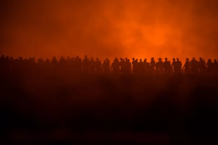 מדוע "סילק" הקב"ה את עם ישראל רגע לאחר קבלת התורה?