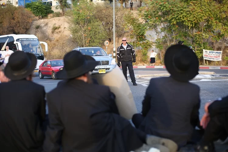 אלפי חרדים יפגינו במוצאי ראש השנה נגד הסגר והפגיעה בחגי ישראל