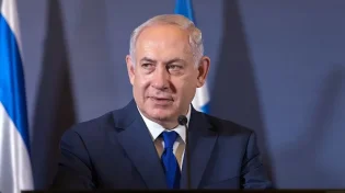דאגה: האם בתי הכנסת ייסגרו בכיפור? הרב לאו: "אנשים לא יצייתו"