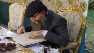 השתוללות נגיף הקורונה: האדמו"ר רבי יאשיהו פינטו בשיעור מיוחד