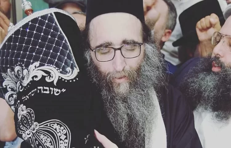 עקב השתוללות הנגיף: תיקון ליל הושענא בשידור חי עם האדמו"ר רבי יאשיהו יוסף פינטו שליט"א עקב השתוללות הנגיף: תיקון ליל הושענא בשידור חי עם האדמו"ר רבי יאשיהו יוסף פינטו שליט"א