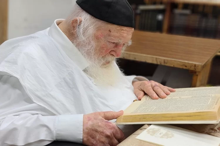 למרות הסגר, מרן שר התורה הורה: לפתוח החל ממחר את תלמודי התורה