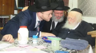 "נעשה אדם": האם יש עוד מישהו שברא את האדם מלבד הקב"ה?