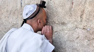 בשורה משמחת: החל מראשון הקרוב - חוזרים להתפלל בכותל