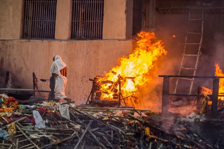 ברגע האחרון: גופת היהודי ניצלה משריפה בפעילות ארגון זק"א