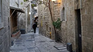 לינץ&rsquo; בעיר העתיקה: חרדי הותקף על ידי בן מיעוטים