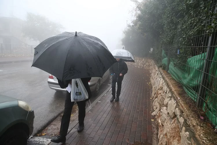 התחזית לימים הקרובים: הגשם בדרך התחזית לימים הקרובים: הגשם בדרך