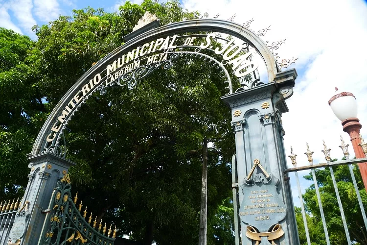 תופעה: הקדוש היהודי עושה הניסים מברזיל