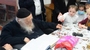 התלמוד תורה הראשון שזכו להיכנס למרן שר התורה לאחר החלמתו