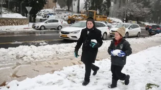 גשם באביב, שלג בשבועות: הסגולות המדהימות שכתבו גדולי הרבנים
