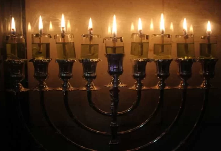 האור של חנוכת הבית