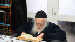 מהו הדבר החשוב ביותר כיום שבכוחו לקרב את גאולת ישראל? הגר"ח קנייבסקי משיב