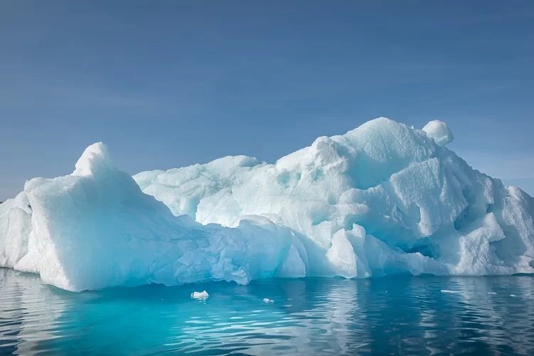 קרחון אדיר מימדים נמצא במסלול התנגשות עם איי ג’ורג’יה קרחון אדיר מימדים נמצא במסלול התנגשות עם איי ג’ורג’יה