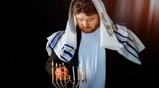 הלכות ומנהגי חנוכה