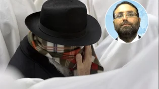 כולם אומרים &rsquo;אמן&rsquo; ומזילים דמעה: "רוצים לראות נס"