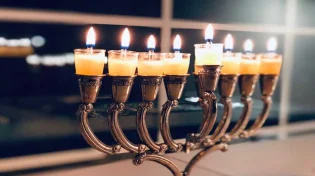 לפני זאת חנוכה