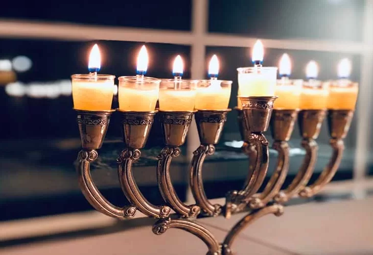 לפני זאת חנוכה