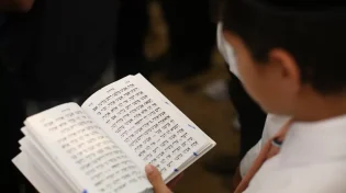 מצמרר: ניצל בליל הבדולח בגלל פירוש הרשב"ם שלמד בפרשת מקץ