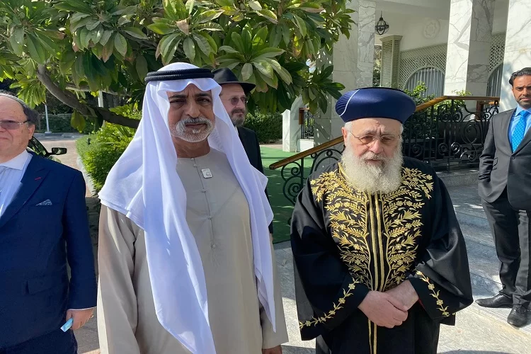 הראשון לציון בביקור היסטורי באבו דאבי: השייח’: "אנחנו מעריכים שבאת"