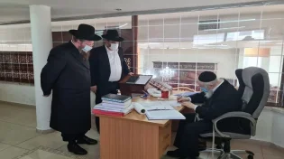הגאון רבי יצחק זילברשטיין: "יש לחיסון רשות ותוקף של בית דין - יש לקחת את התרופה"