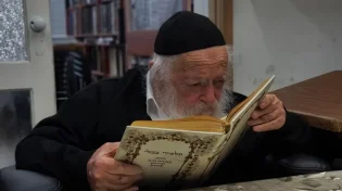 לאור העליה בתחלואה: מרן שר התורה הגר"ח קנייבסקי ורה"י הגרי"ג אדלשטיין בהוראה ברורה