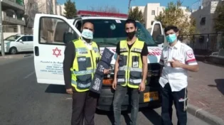 באמצע אירוע רפואי: האמבולנס ננעל לפרמדיקים