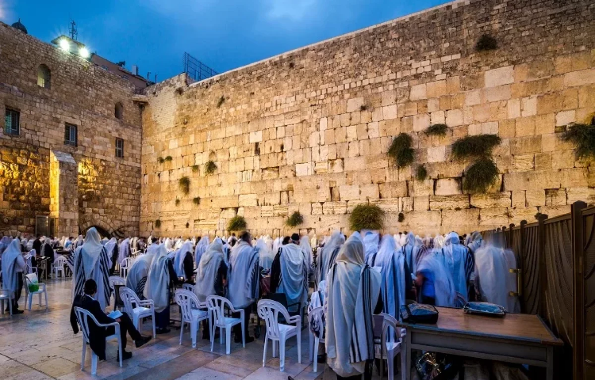 הערב יום כיפור קטן, רבבות ישתתפו מהמרפסות בעצרת ענק לעצירת המגיפה בכותל המערבי