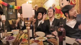 אהר&rsquo;לע סאמט, מענדי ווייס, מקהלת מלכות, חסידימלעך, הרשי סגל - לבוש מלכות