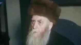  הנה המלכים נועדו יחדיו: סרטון וידאו בצבע של הרבי הרי"צ עם הרבי מלובביץ&rsquo;