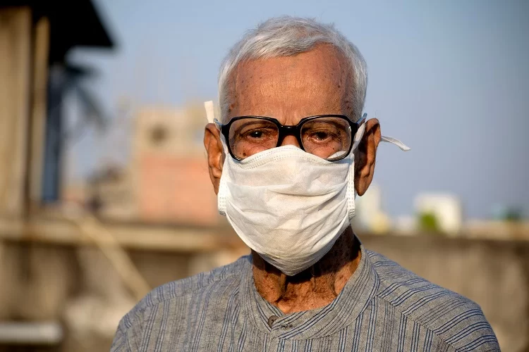 מחר יום השואה הבינלאומי: נתן מצער: 900 ניצולים נפטרו מקורונה מחר יום השואה הבינלאומי: נתן מצער: 900 ניצולים נפטרו מקורונה