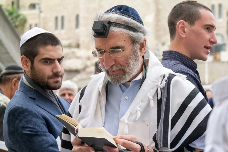 סגולה בדוקה: קראו את תפילת "פתח אליהו" סגולה בדוקה: קראו את תפילת "פתח אליהו"