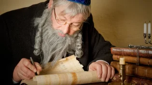 הידעת? עבודתו המיוחדת של סופר סת"ם?