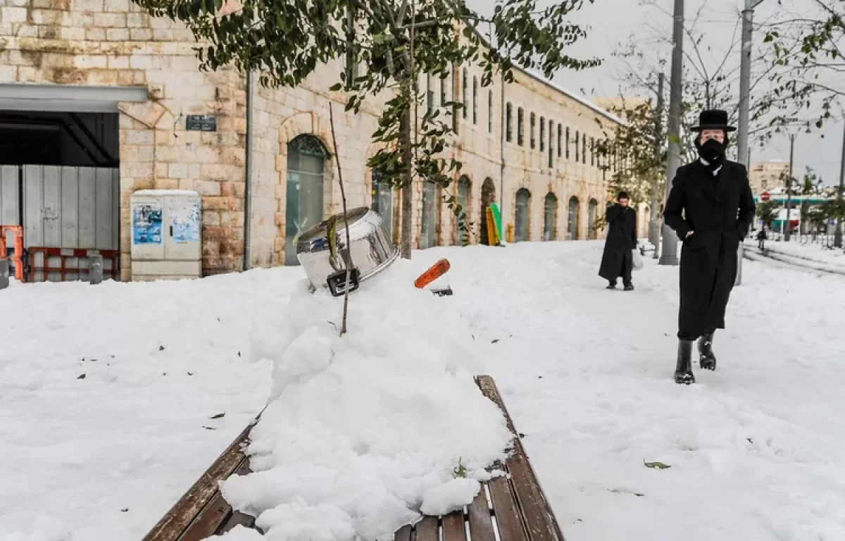 רשמי; נערכים בירושלים ל-10 ס"מ של שלג שייערמו