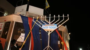 רבה של כפר חב"ד הודיע כי יאסור על מי שלא התחסן להיכנס לבתי הכנסת