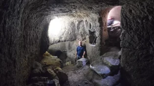 מתחת לבית: תושבי עילבון גילו מערכת מערות מסועפת בת כ-2000 שנה